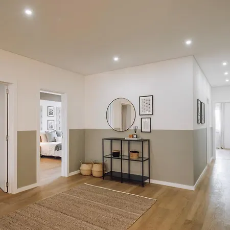 Harlem - 2 Bedrooms & Office In Alvalade Lizbona