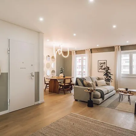 شقة Harlem - 2 Bedrooms & Office In Alvalade