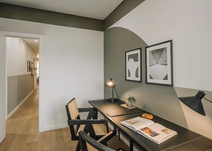 Harlem - 2 Bedrooms & Office In Alvalade דירה ליסבון